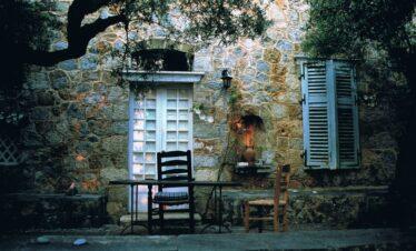 Καρδαμύλη, γραφικό κτίριο