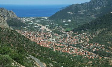 Λεωνίδιο πανοραμική θέα από Πάρνωνα μέχρι Μυρτώο Πέλαγος
